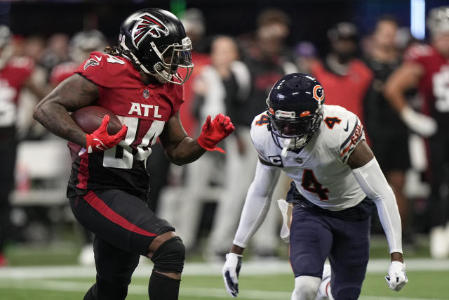 84 don't warm up on game day!'  Cordarrelle Patterson AT&T Mic'd