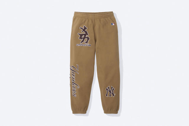 Supreme Collaborates With MLB's New York Yankees Vanity Teen 虚荣青年 Lifestyle  & New Faces Magazine