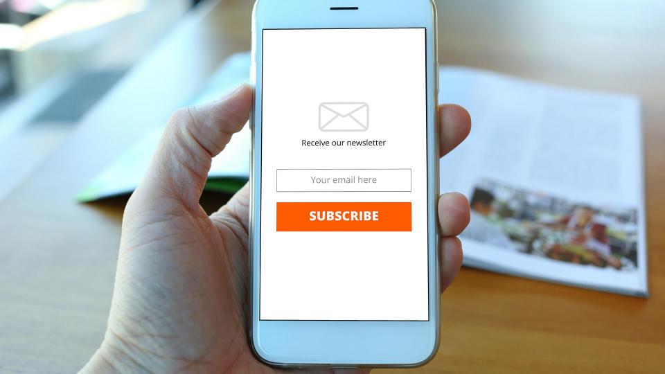 person subscribing to email newsletter