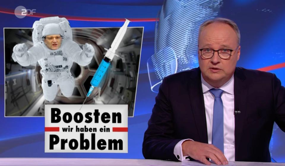 Wer darf und soll geboostert werden? Oliver Welke: "Bei der dritten Spritze blickt keine Sau mehr durch." (Bild: ZDF)