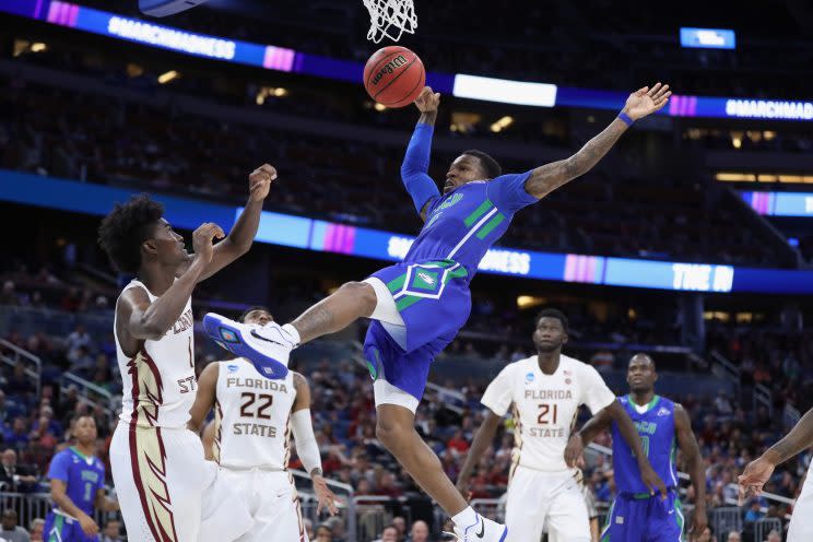 Brandon Goodwin #0 of the Florida Gulf Coast Eagles is unable to dunk the ball in the second half against the Florida State Seminoles. (Getty)