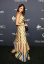 <p>Eiza González lució despampanante en la gala “Baby2Baby”, en Culver City, California, con este vestido multicolor con tremendo escote/Getty Images </p>