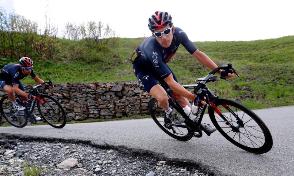 Geraint Thomas, Tour champion in 2018, ‘at his best is not inferior to Pogacar and Roglic’, according to Ineos Grenadiers director, Servais Knaven.