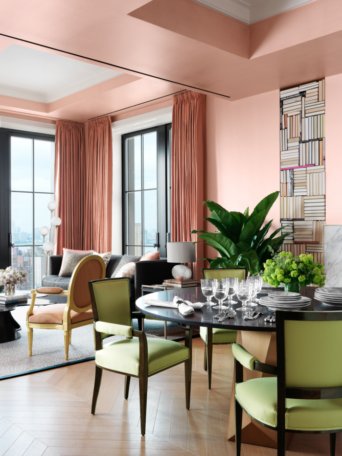 <p>Jamie Drake put a decidedly metropolitan modern spin on pink and green in this <a href="https://www.housebeautiful.com/design-inspiration/house-tours/g1571/designer-visions-jamie-drake-2013/" rel="nofollow noopener" target="_blank" data-ylk="slk:Manhattan apartment;elm:context_link;itc:0;sec:content-canvas" class="link ">Manhattan apartment</a>, where he painted the walls in Salmon Peach by Benjamin Moore before adding a custom bronze glaze on top.</p>