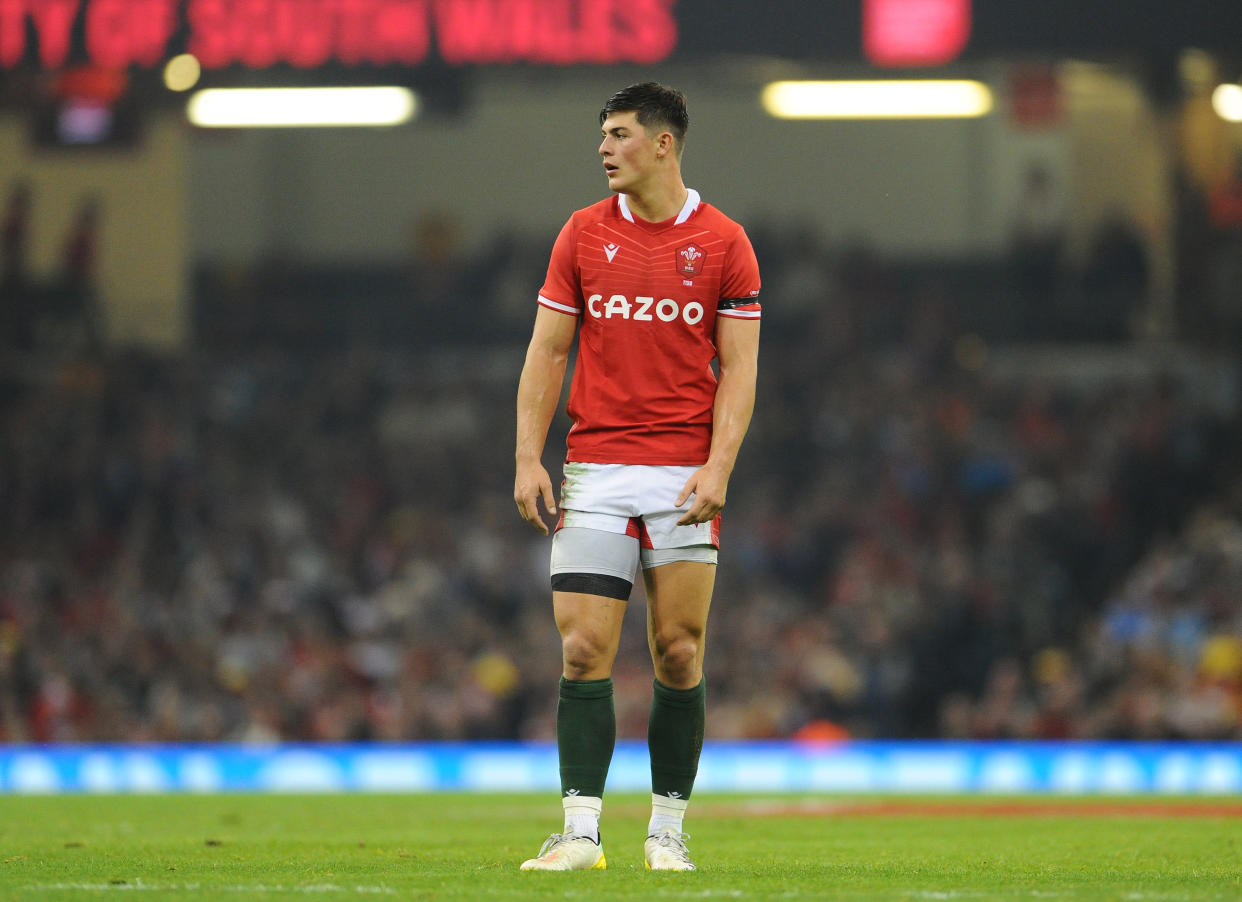 Wales' Louis Rees-Zammit in action during the Autumn International match between Wales and New Zealand