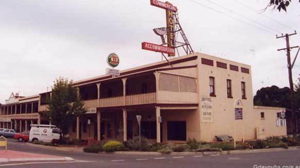 commercial hotel yass from gdaypubs.com.au