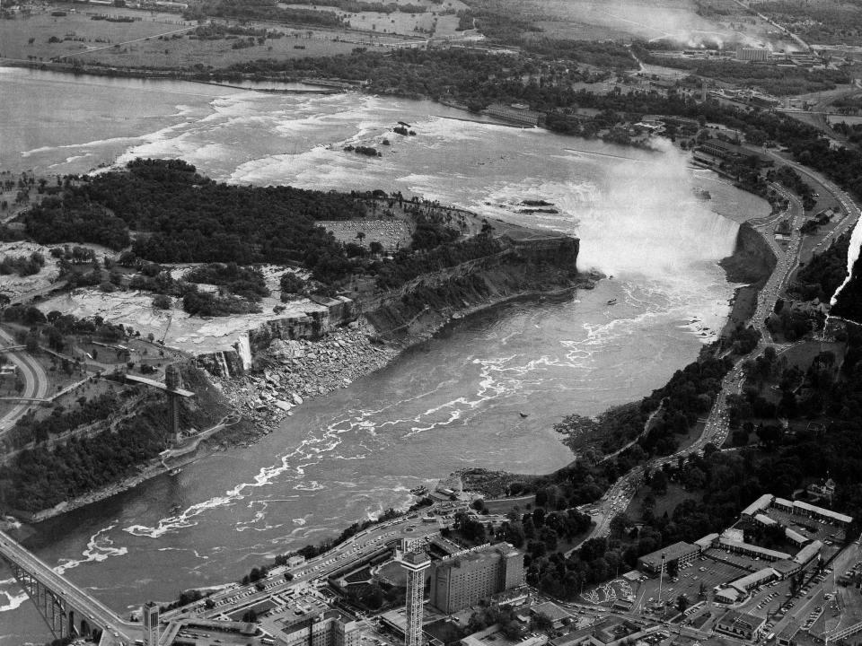 The American Falls to the left were quiet while the Horseshoe Falls roared louder than ever on June 18, 1969.