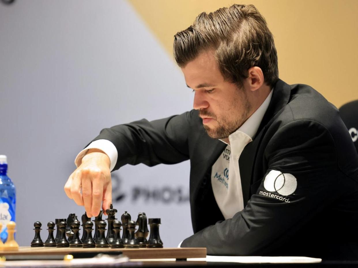 Schach-WM: Carlsen dem Titel ganz nahe