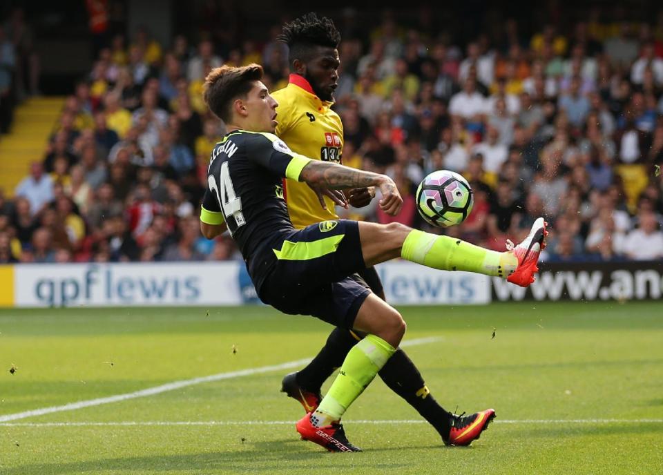 Football Soccer Britain - Watford v Arsenal - Premier League - Vicarage Road - 27/8/16 Arsenal's Hector Bellerin in action with Watford's Isaac Success Action Images via Reuters / Andrew Boyers Livepic EDITORIAL USE ONLY. No use with unauthorized audio, video, data, fixture lists, club/league logos or "live" services. Online in-match use limited to 45 images, no video emulation. No use in betting, games or single club/league/player publications. Please contact your account representative for further details.