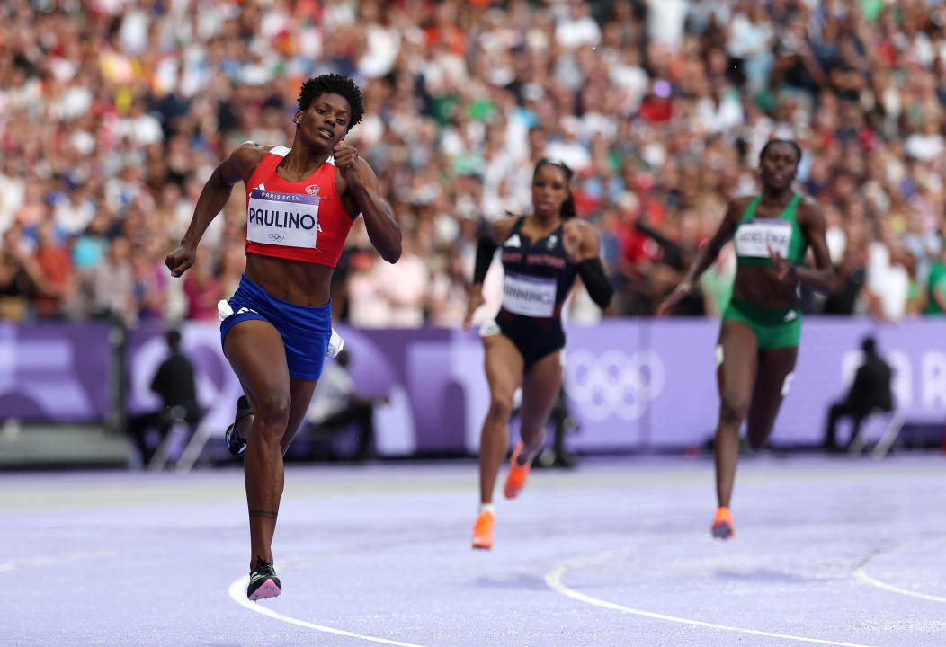  Marileidy Paulino, del equipo de República Dominicana, compite en la final femenina de 400 m en el día catorce de los Juegos Olímpicos de París 2024 en el Stade de France el 9 de agosto de 2024 en París, Francia. (Foto de Cameron Spencer/Getty Images)