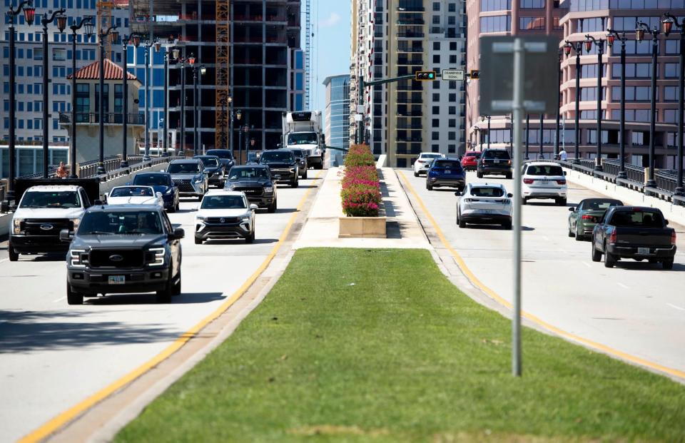 The busy Royal Park Bridge is one of the congestion hotspots in Palm Beach.