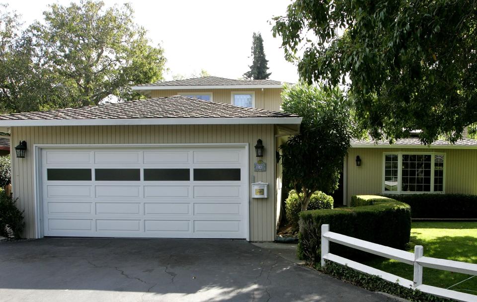 MENLO PARK, CA - OCTOBER 02:  The home where Google co-founders Larry Page and Sergey Brin rented the garage 8 years ago to set up Google is seen October 2, 2006 in Menlo Park, California. Reportedly, Google purchased the 1,900 square foot house where they used to rent out the garage from Susan Wojcicki for $1,700 a month.  (Photo by Justin Sullivan/Getty Images)