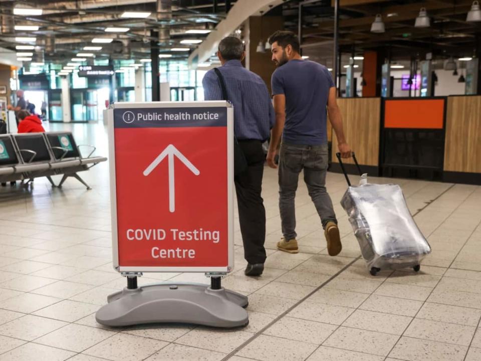 Canada has implemented tough new travel rules to deal with the rise of the concerning omicron coronavirus variant. (Chris Ratcliffe/Bloomberg - image credit)