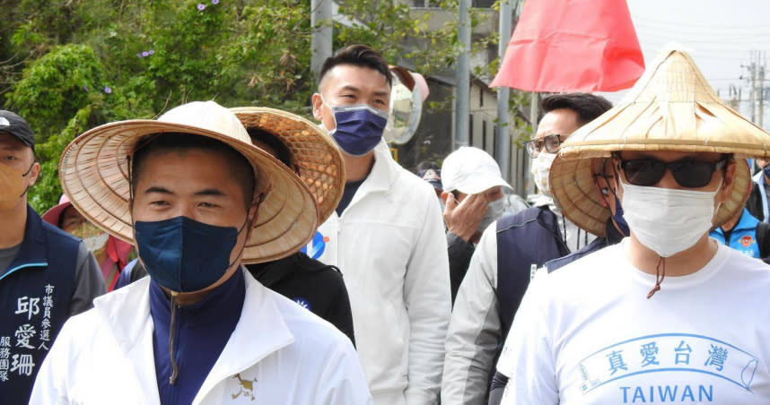 前立委顏寬恒不滿國民黨中央提名桃園市長過程，認為主席朱立倫消費黨內同志。（圖／翻顏寬恒臉書）