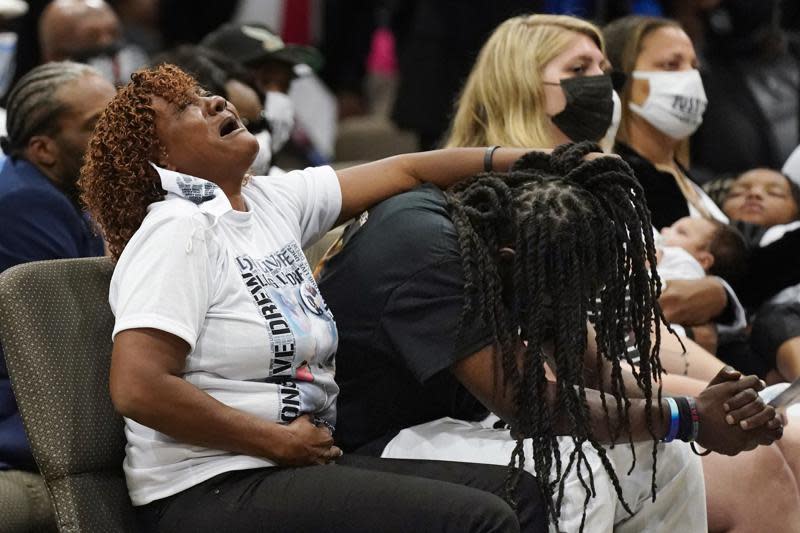 Family members mourn during the funeral for Andrew Brown Jr., Monday, May 3, 2021, at Fountain of Life Church in Elizabeth City, North Carolina. / Credit: Gerry Broome/AP