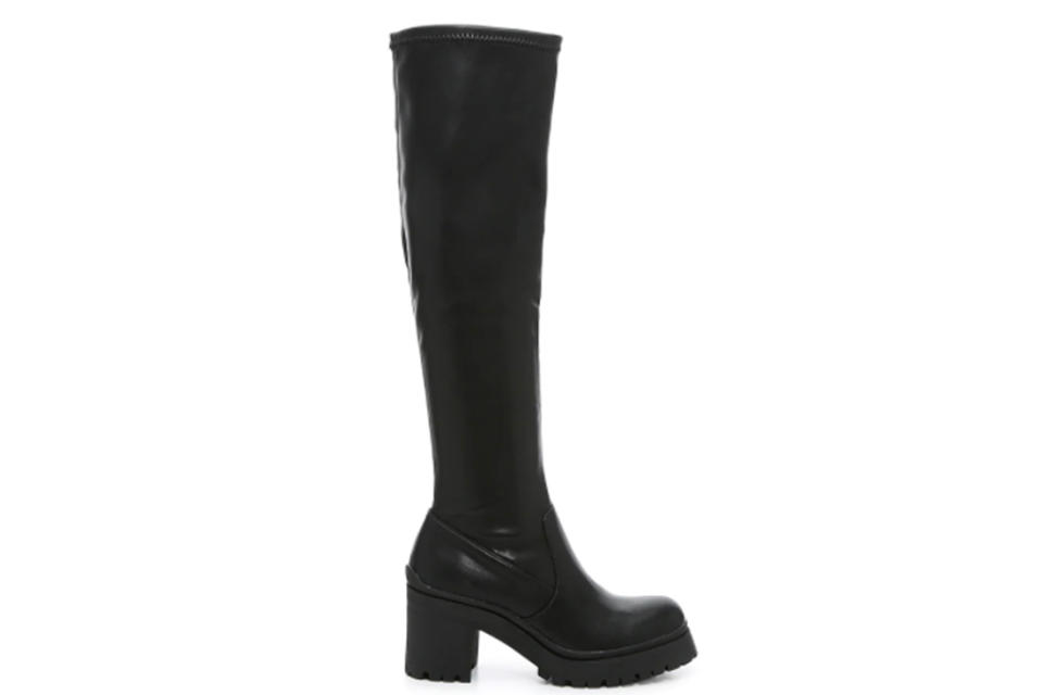 chunky black boots, over the knee boots, steve madden boots