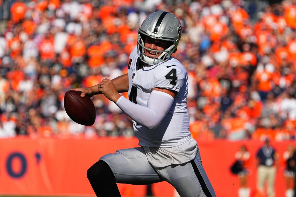Derek Carr and the Raiders travel to the Meadowlands to take on the Giants on Sunday.