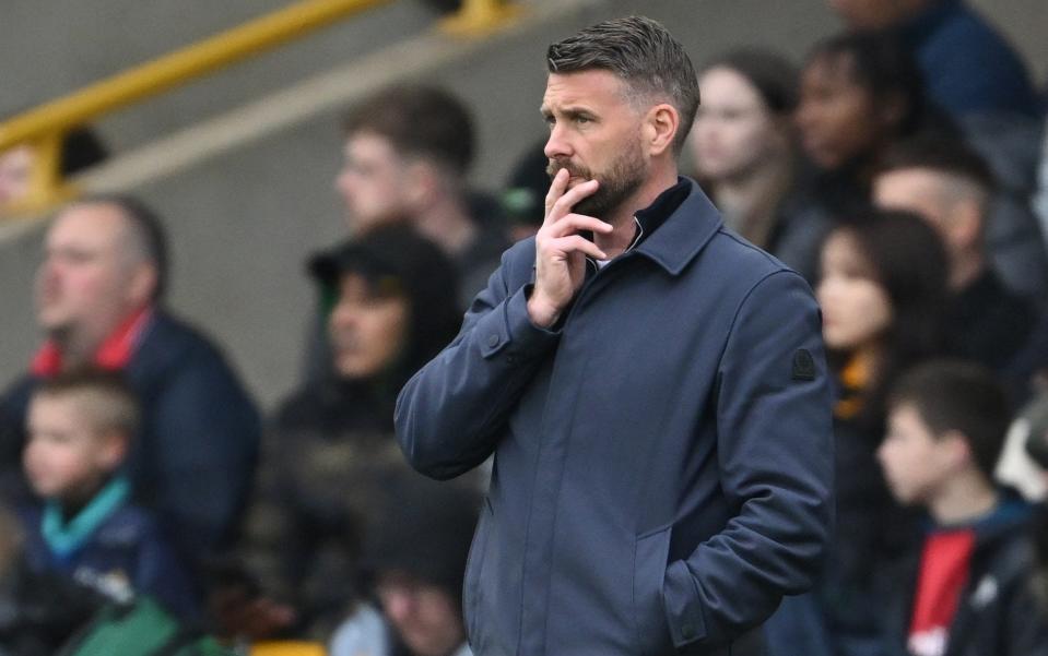 Luton Town's Welsh manager Rob Edwards looks on during the English Premier League football match between Wolverhampton Wanderers and Luton Town