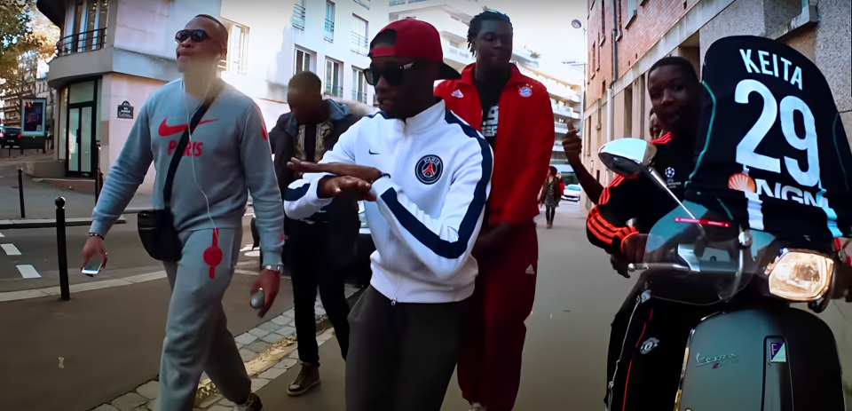 Avec « Afro Trap Part.3 (Champions League) », MHD comptabilise près de 140 millions de vues sur Youtube. 