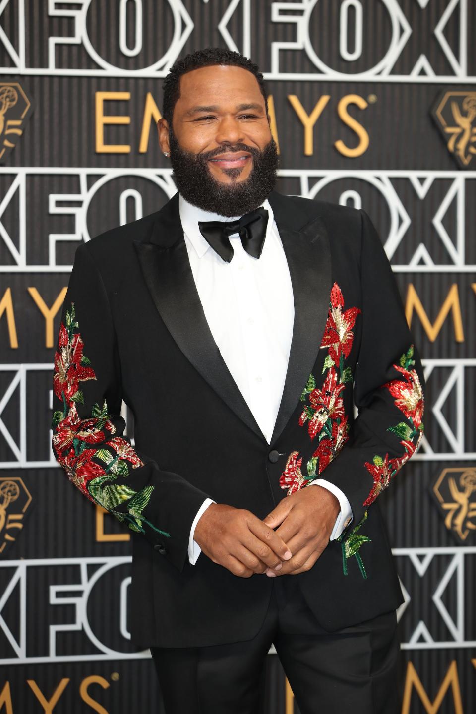 Emmys host Anthony Anderson on the red carpet at the 75th Emmy Awards.