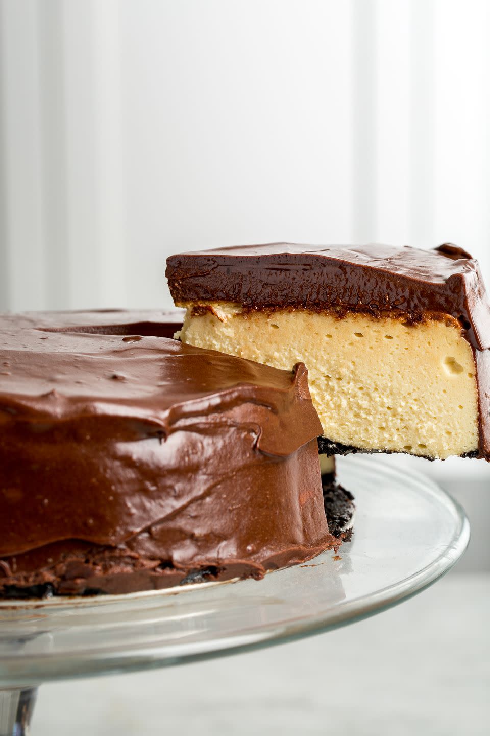 <p>This fudgy cheesecake deserves to be eaten way beyond St. Patty's Day.</p><p>Get the recipe from <a href="https://www.delish.com/cooking/recipe-ideas/recipes/a46303/baileys-cheesecake-recipe/" rel="nofollow noopener" target="_blank" data-ylk="slk:Delish;elm:context_link;itc:0;sec:content-canvas" class="link ">Delish</a>.</p>