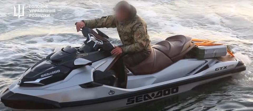 Members of the Stugna unit of Ukraine's Defense Intelligence Directorate (GUR) used SeaDoo GTX Bombardier 300 personal watercraft on their missions. (GUR screencap)