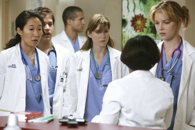 Cristina, George, Meredith, Izzie, and Bailey in the first episode of Grey's Anatomy