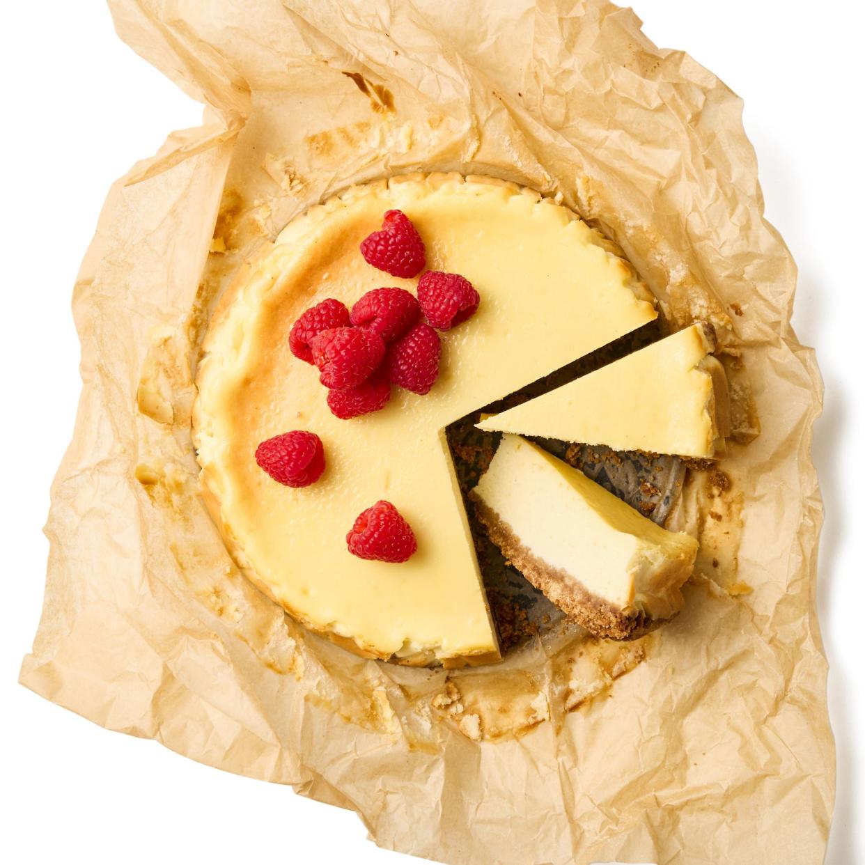 <span>Felicity Cloake’s baked American cheesecake: perfect for pairing with seasonal berries.</span><span>Photograph: The Guardian. Food styling: Loïc Parisot.</span>