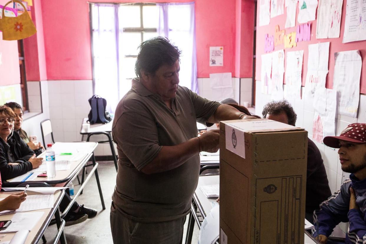 Este domingo: usarán la boleta única de papel para la primera elección municipal "grande" en plena pandemia