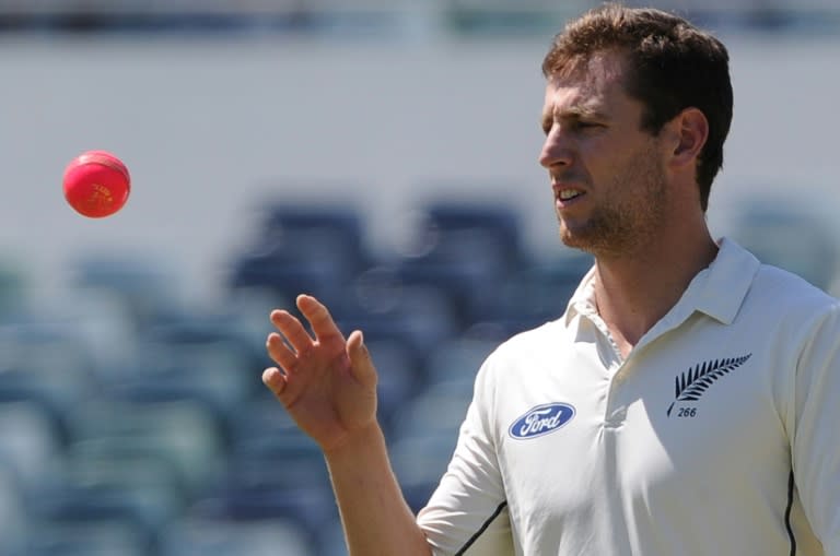 New Zealand's Matt Henry prepares to bowl with the pink ball during a match against Western Australia, in Perth, on November 21, 2015