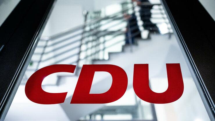 Die Christdemokraten und ihre Schwesterpartei CSU gewinnen an Zustimmung. Foto: dpa