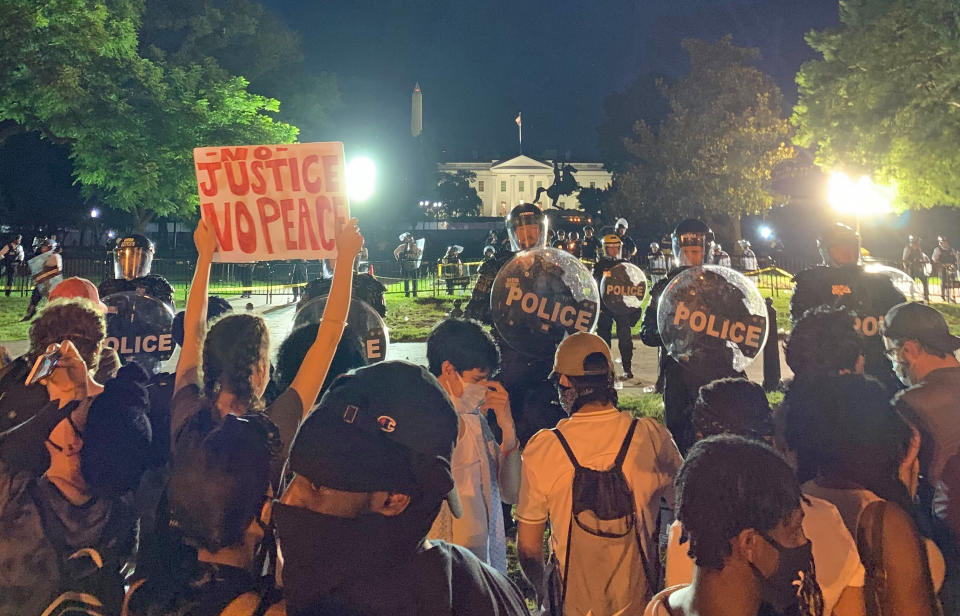 Police block protesters in front of the White House on May 30, 2020. (Lauren Egan / NBC News)