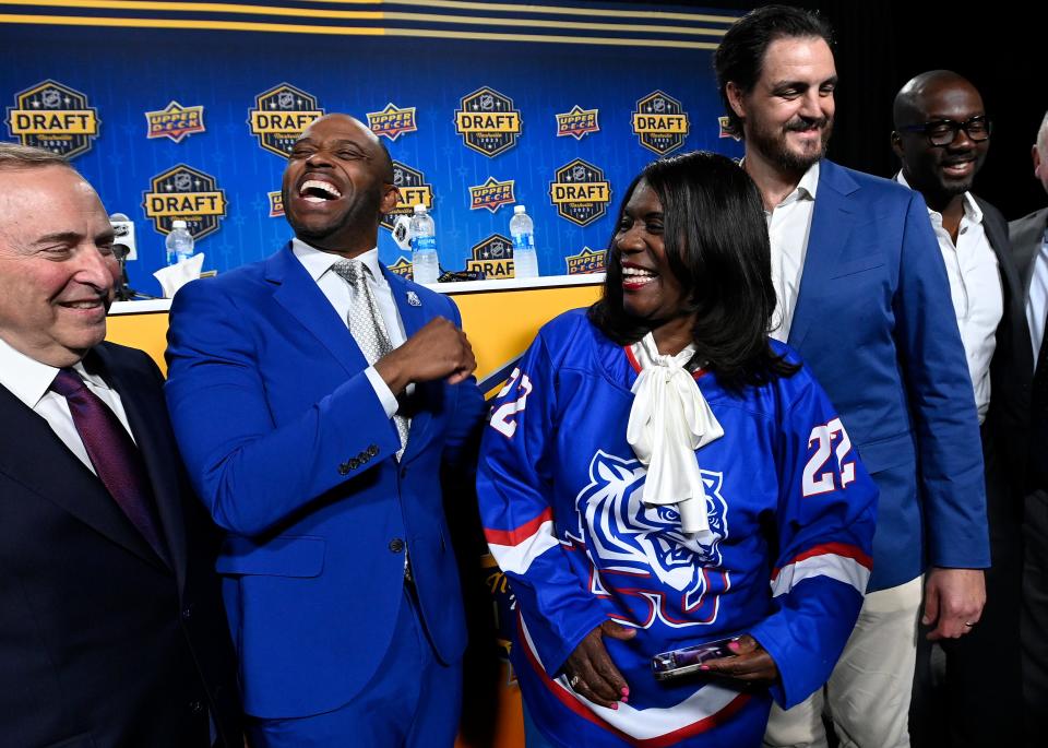 NHL commissioner Gary Bettman, left, Tennessee State University Athletic Director Dr. Mikki Allen, TSU President Dr. Glenda Glover, NHL Vice President Hockey Development and Strategic Collaboration Kevin Westgarth and former NHL player Anson Carter, right, smile after announcing that Tennessee State University the will be first Historically Black College or University to add a men’s ice hockey team to the athletic program.