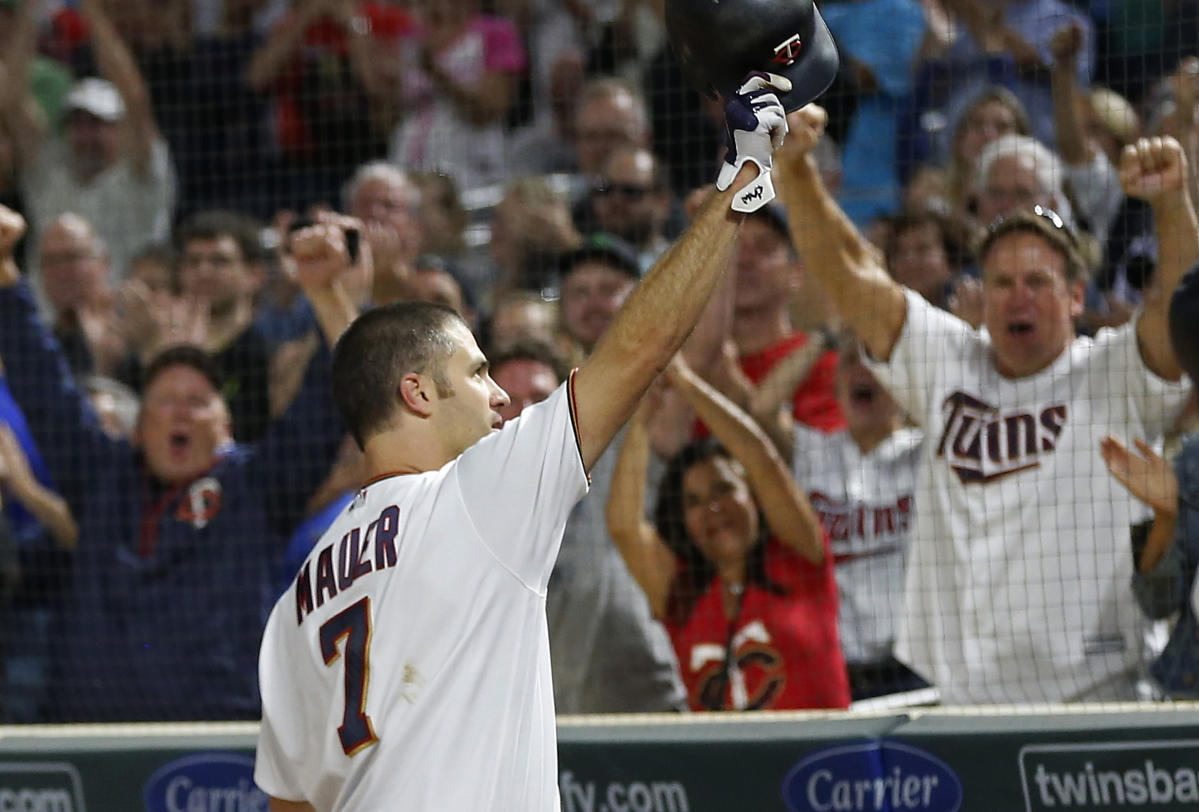 Twins' Joe Mauer will consider retirement during offseason