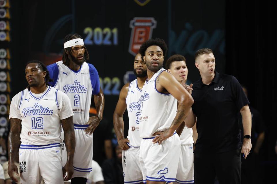 La Familia players look to the sidelines during a stoppage of play during a TBT semifinal game against Carmen’s Crew on Friday in Philadelphia.