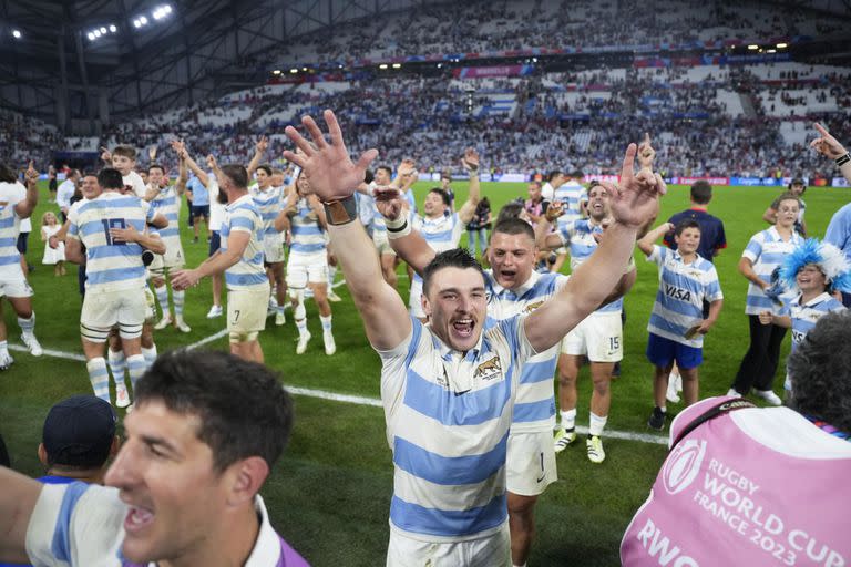 La celebración interminable de los Pumas luego de vencer a Gales por 29 a 17