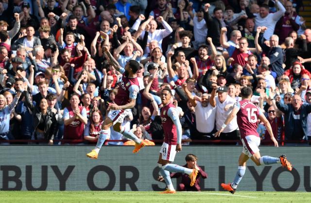 Aston Villa 2-1 Tottenham Hotspur: Douglas Luiz's free-kick finish seals  victory - BBC Sport