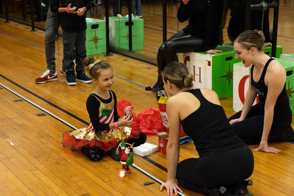 8-Year-Old Girl with a ‘Broken Heart’ Meets the Rockettes Through Make-a-Wish