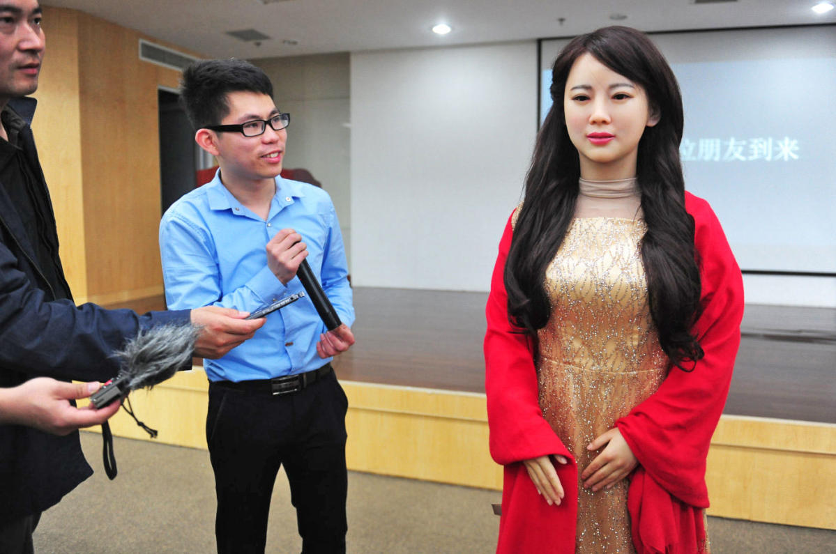 China's realistic robot Jia Jia can chat with real humans