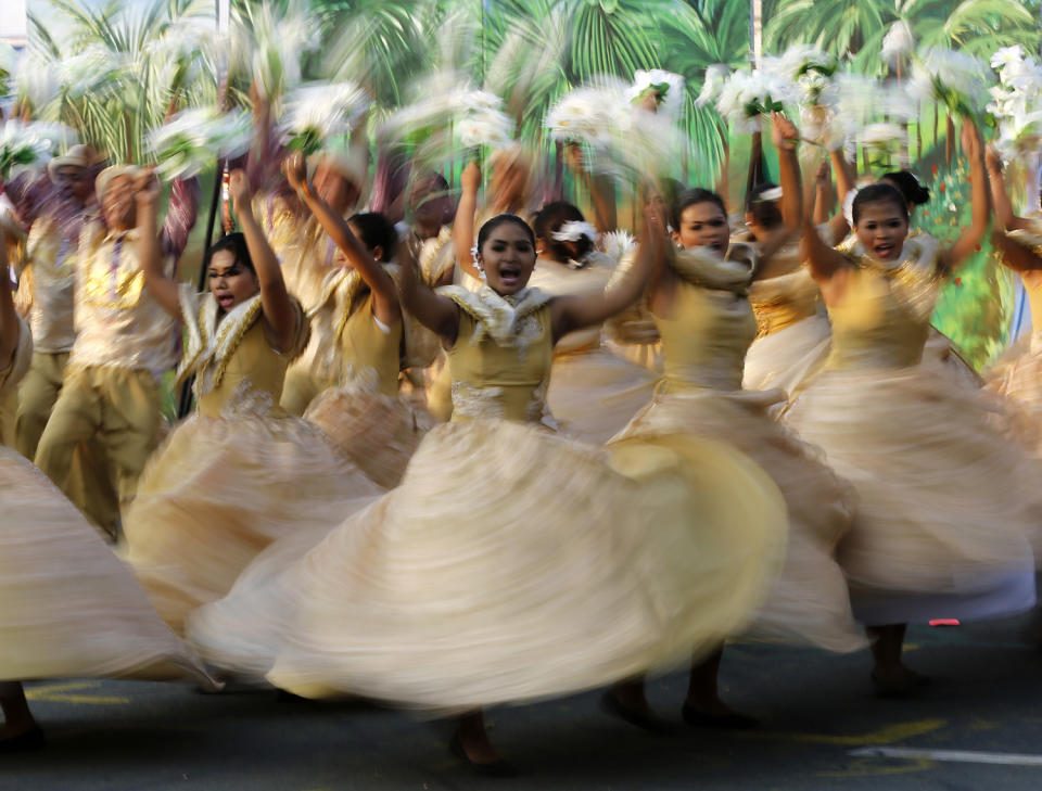 Traditional dance competition in Manila