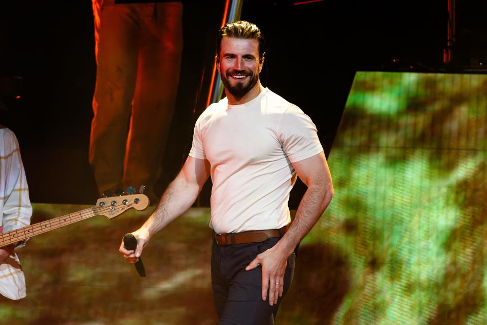 Sam Hunt headlines at Bridgestone Arena, Mar. 1, 2024