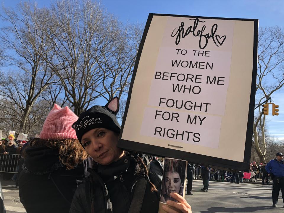 Ana Lombardo with her sign. (Photo: Lisa Belkin/Yahoo News)