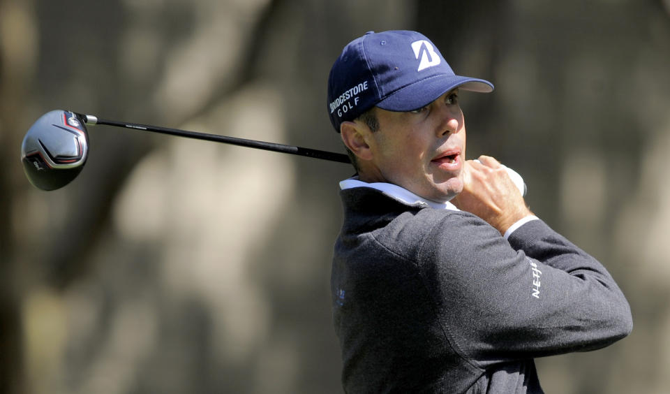 Matt Kuchar watches his drive off the second tee during the first round of the RBC Heritage golf tournament in Hilton Head Island, S.C., Thursday, April 17, 2014. (AP Photo/Stephen B. Morton)