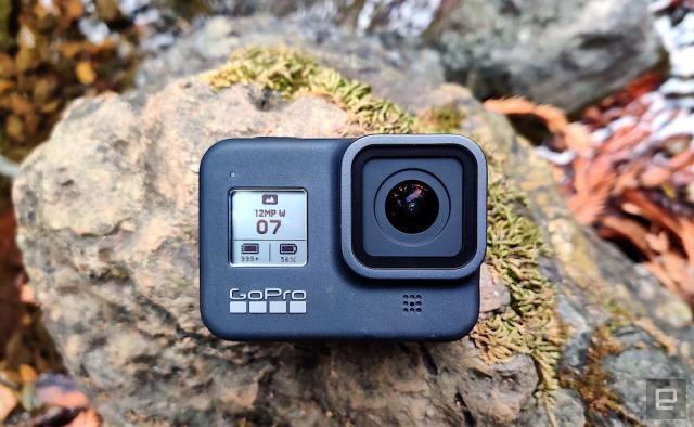 GoPro Hero 8 Black announced: integrated mounting, better stabilization  with HyperSmooth 2, $399 price tag - The Verge