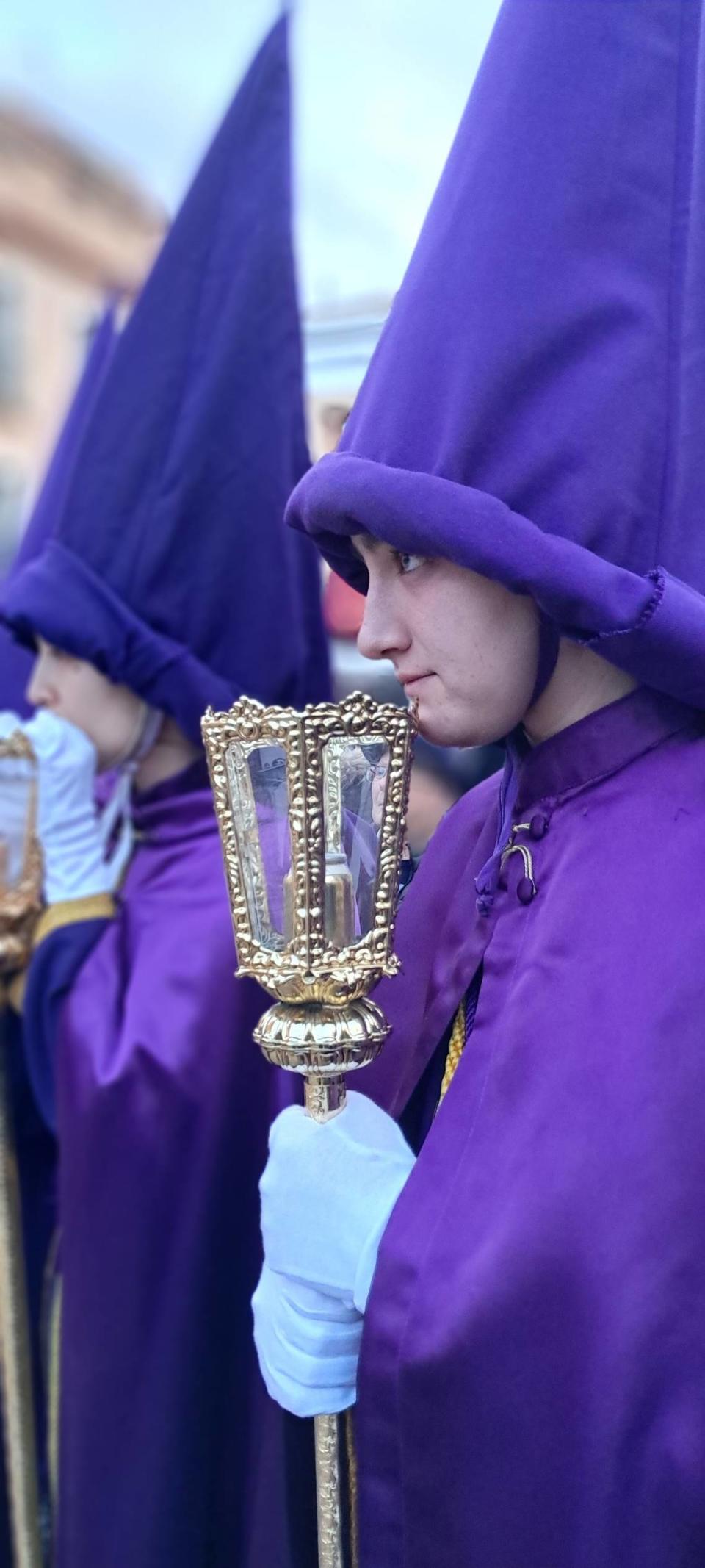 Penitentes con sus capirotes el jueves santo en Bolaños. Fotos cortesía/Ana Lucía Ortega