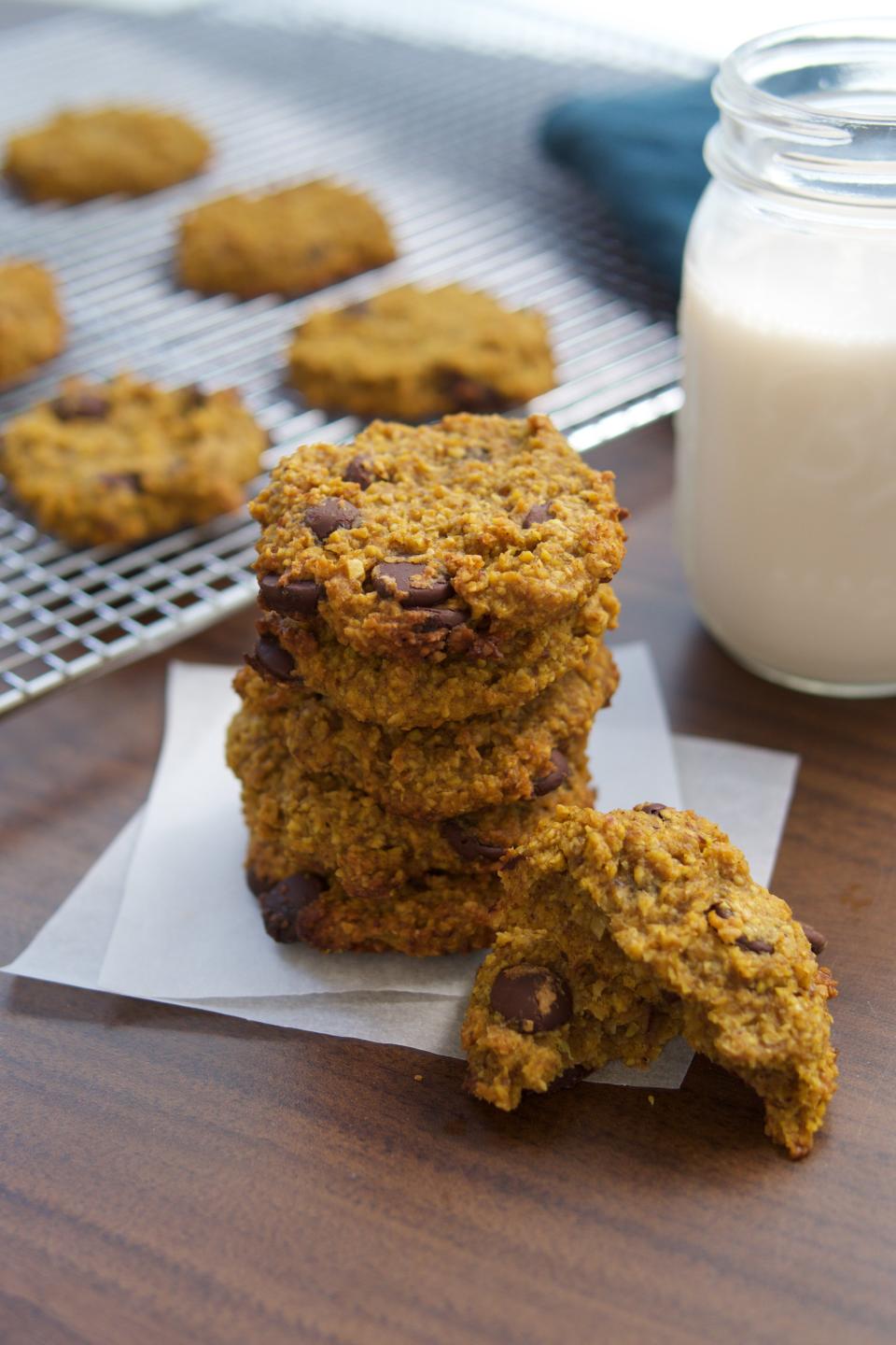 Pumpkin-Orange Chocolate Chip Oatmeal Cookies