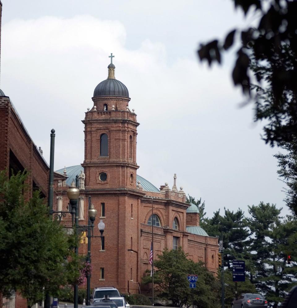 20) Asheville Night-Time Walking Ghost Tour in Asheville, North Carolina