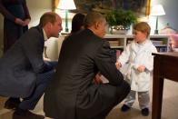 <p>We're not sure what royal protocol dictates when you're three years old and meeting the leader of the free world, but according to Prince George it seems like a bathrobe and a handshake suffices.</p>