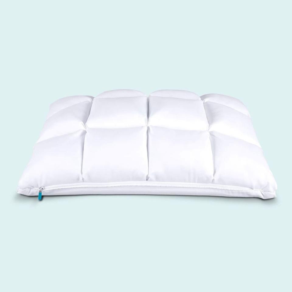 9) Leesa Hybrid Pillow