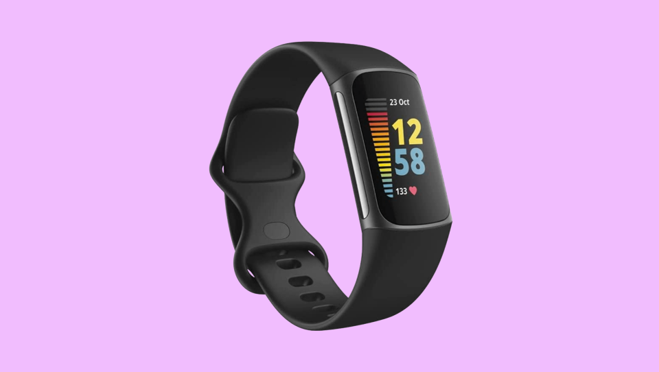40 best gifts to give your grandma: Fitbit